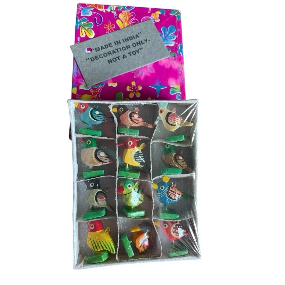 Carved & Hand Painted Miniature Exotic Wood Birds Ornaments Folk Art India 0.90